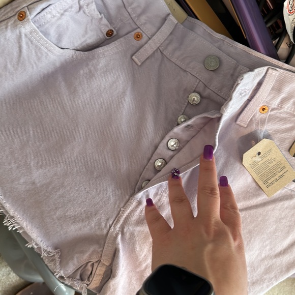 NWT LEVIS shortie shorts - Picture 2 of 3